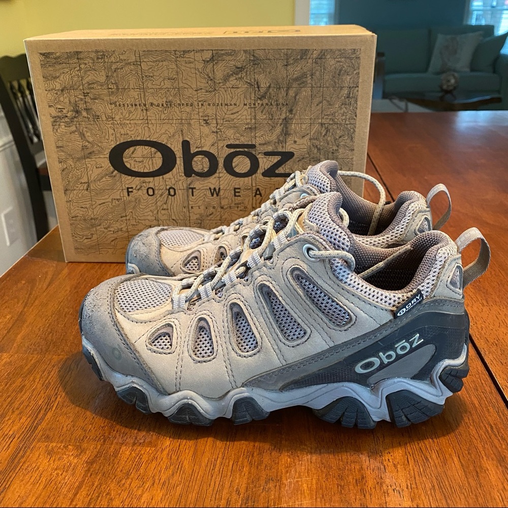 WATERPROOF Oboz Sawtooth Low Hiking Shoe.  Size 6.5.  Excellent Condition.